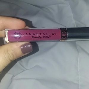 ABH Liquid Lipstick- Craft